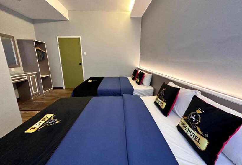 Hotel Lavie At Centrum