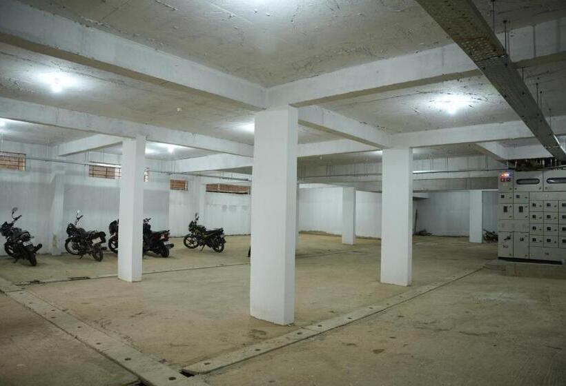 호텔 Sarvam Residency