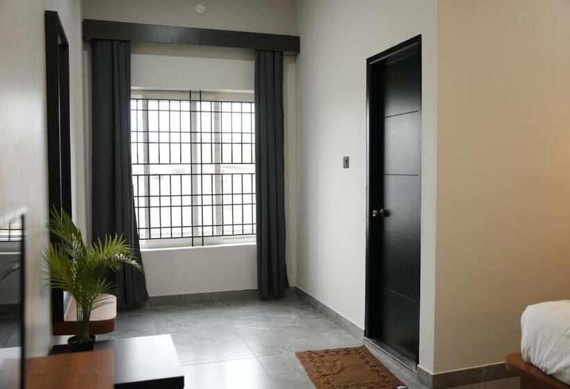 호텔 Sarvam Residency