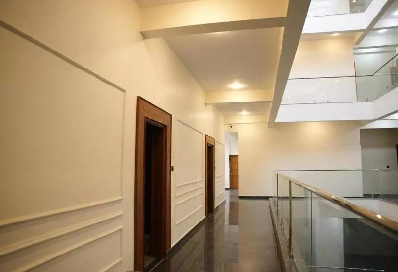 Hotelli Sarvam Residency