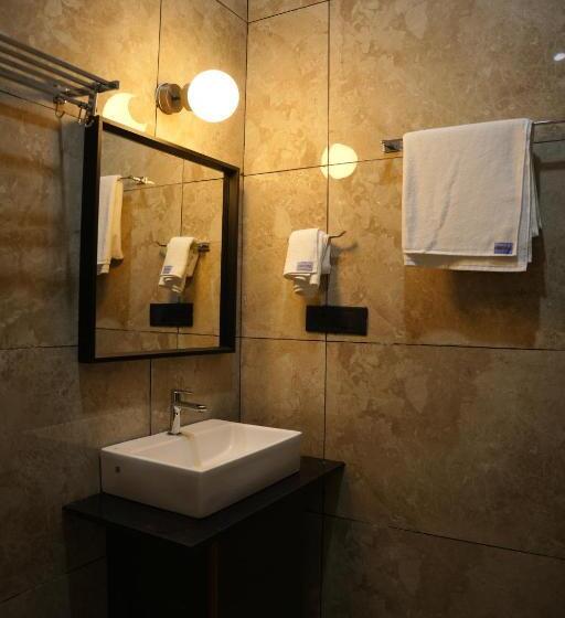 호텔 Sarvam Residency