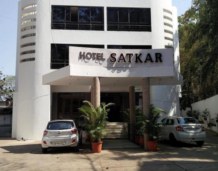 هتل Satkar Pune