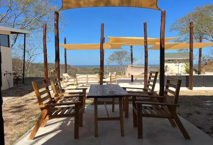 ホテル Skycloud Bungalows Amazing Mountain And Ocean Views