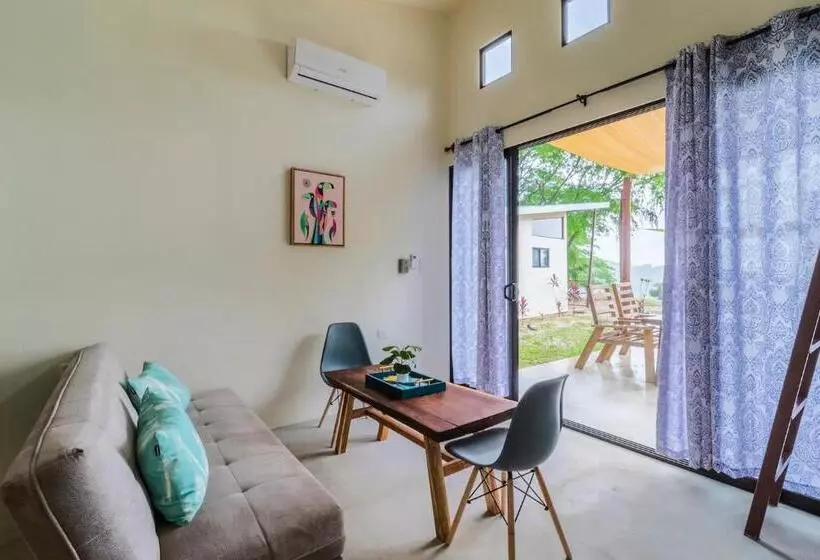 ホテル Skycloud Bungalows Amazing Mountain And Ocean Views