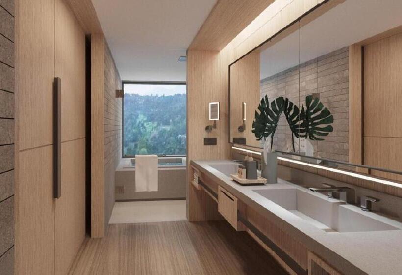 Hotel The Suites By Royal Tulip Gunung Geulis Resort & Golf