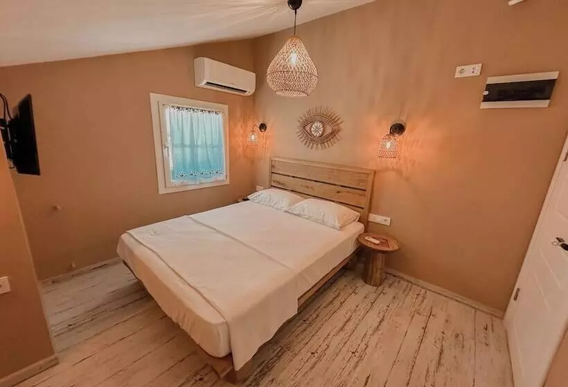 Hotelli Villa Egella