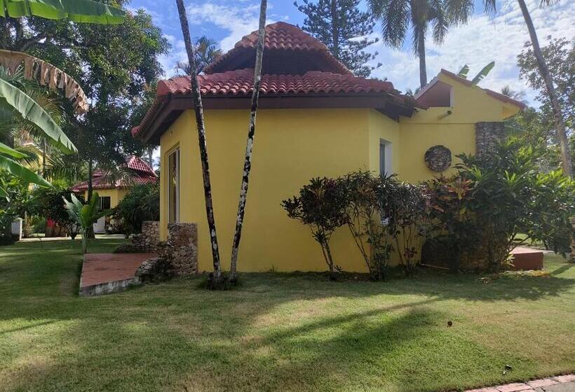 فندق Grand Village & Kite Club