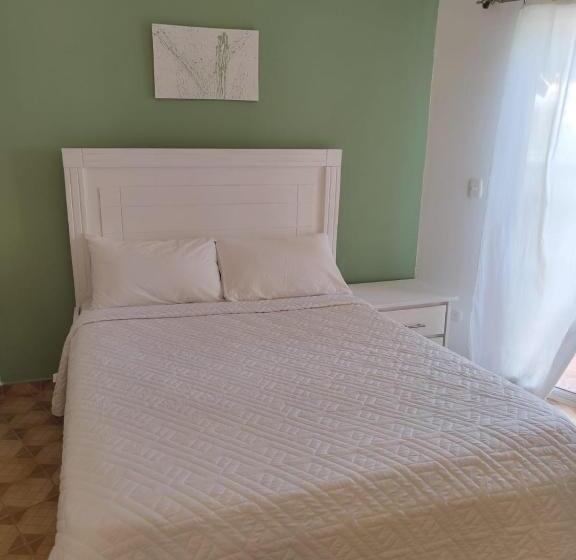 فندق Grand Village & Kite Club