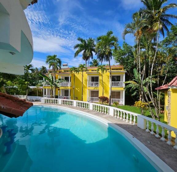 فندق Grand Village & Kite Club