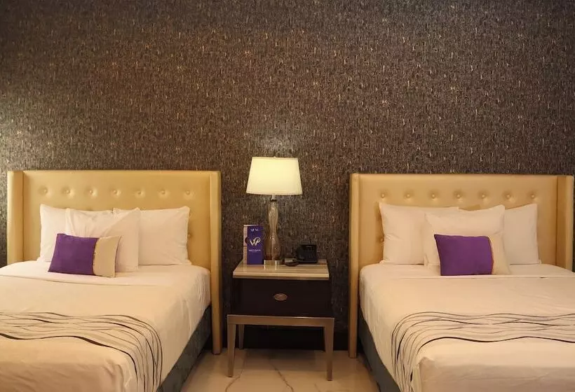 ホテル West Plaza