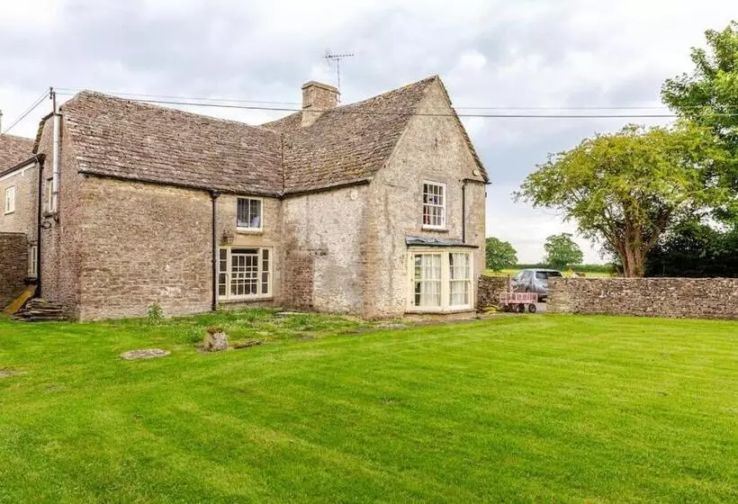 Majatalo Furzen Farmhouse