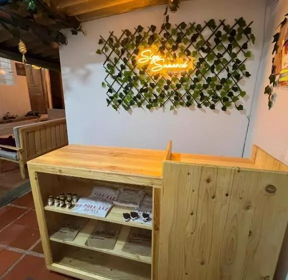 ペンション Güicani Hostel