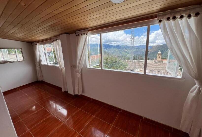 Пансион Güicani Hostel