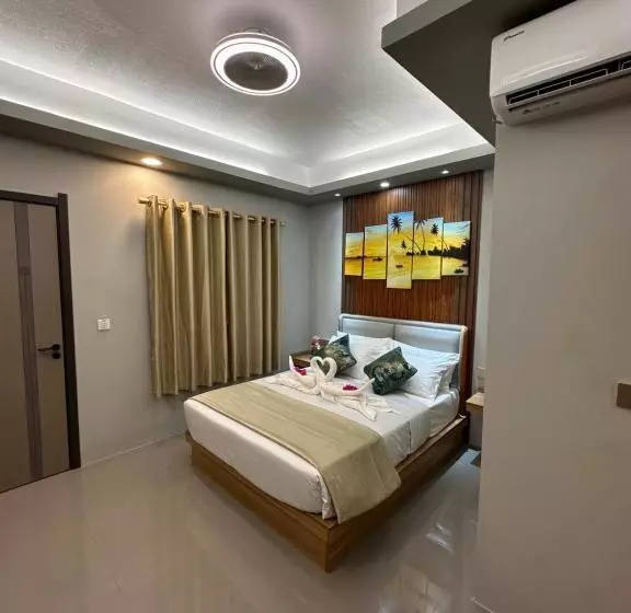 پانسیون La Pearl Mathiveri