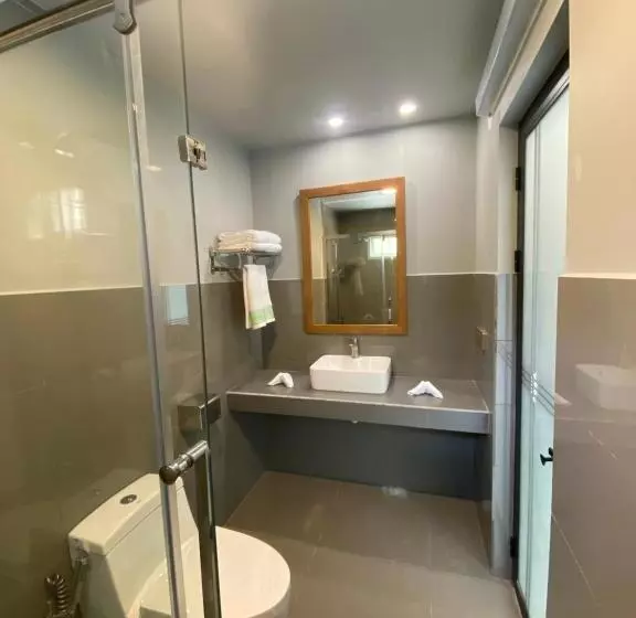 پانسیون La Pearl Mathiveri