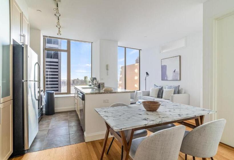 膳宿费 Lux Room With Shared Bath Apt