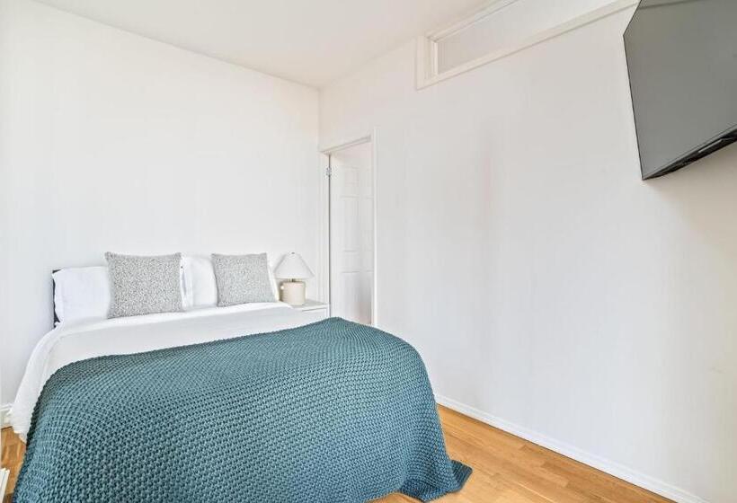 膳宿费 Lux Room With Shared Bath Apt