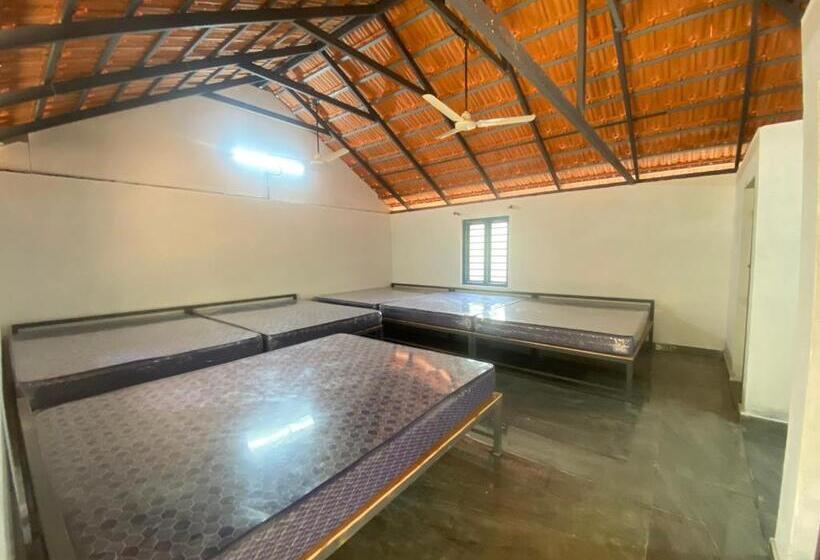 펜션 Nagarhole Homestay