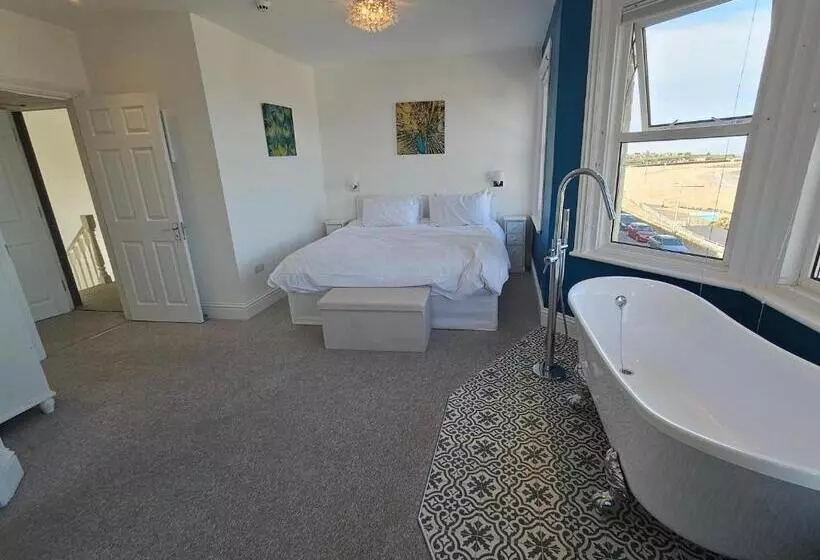 ペンション Yps Seaview Apartments