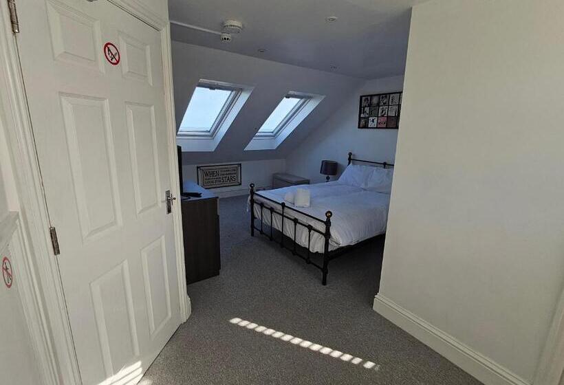 ペンション Yps Seaview Apartments