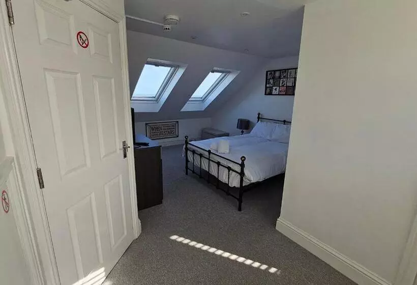 ペンション Yps Seaview Apartments