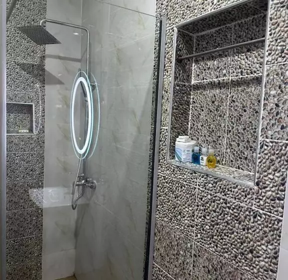 هتل Rolarz Resorts &