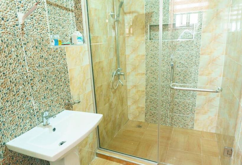 هتل Rolarz Resorts &