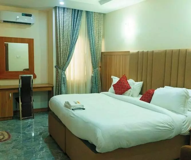 هتل Rolarz Resorts &