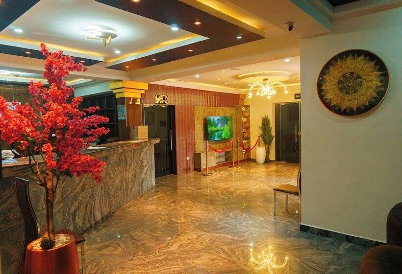 هتل Rolarz Resorts &