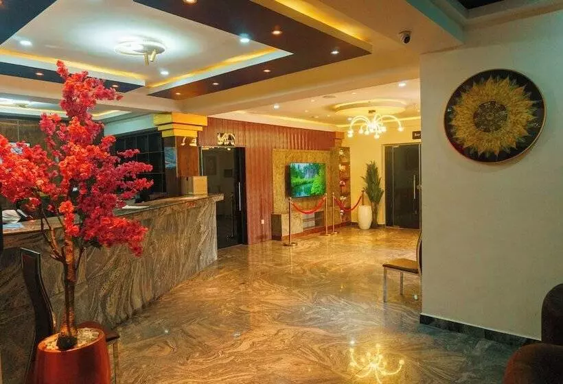 هتل Rolarz Resorts &