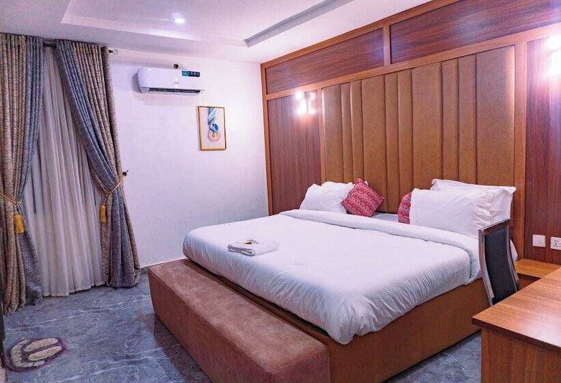 هتل Rolarz Resorts &