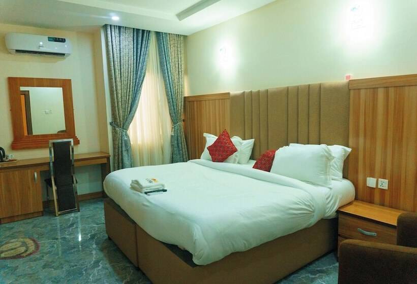 هتل Rolarz Resorts &