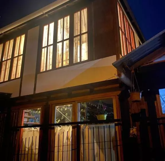 ユースホステル Hostal El Río