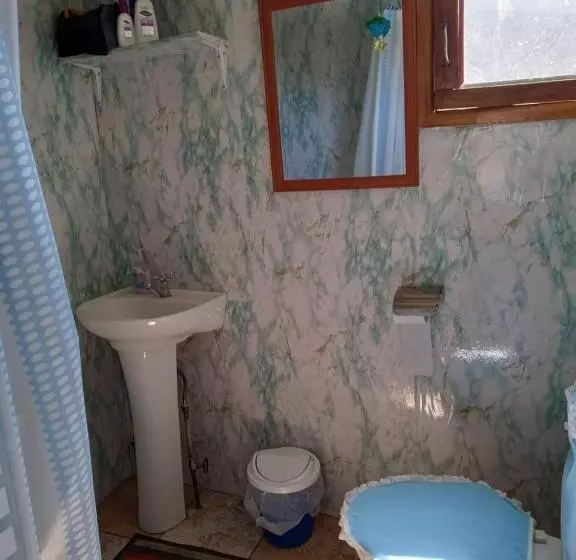 ユースホステル Hostal El Río