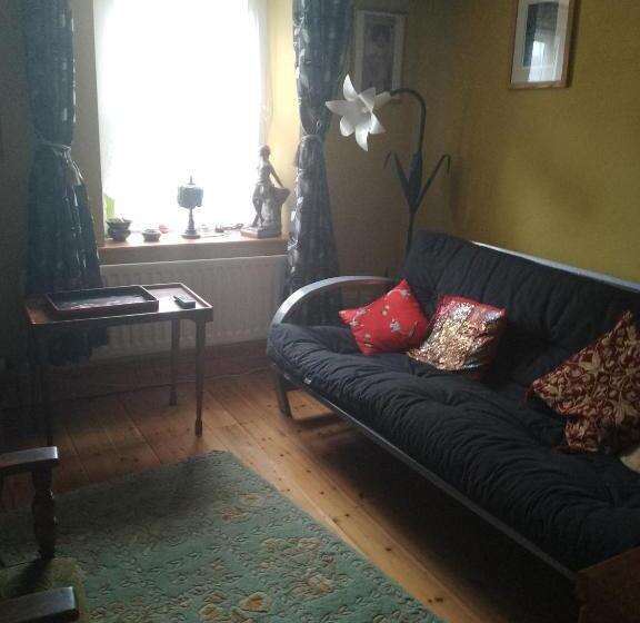 مبيت وإفطار 25 Clements Lane