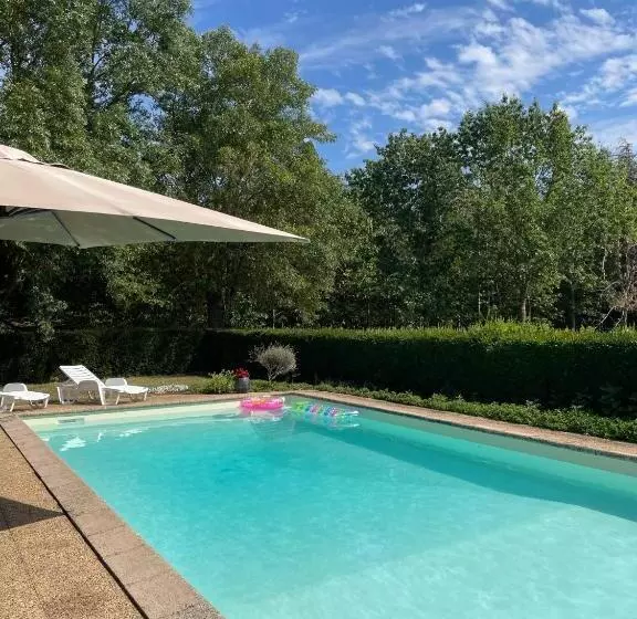 Aamiaismajoitus (B&B) Maison De Vacances Le Vivier