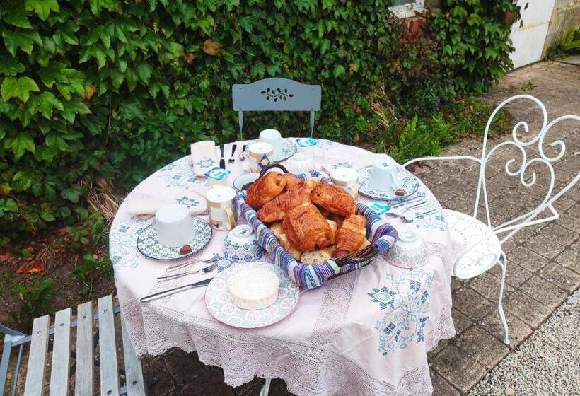 مبيت وإفطار Le Jardin Poulard