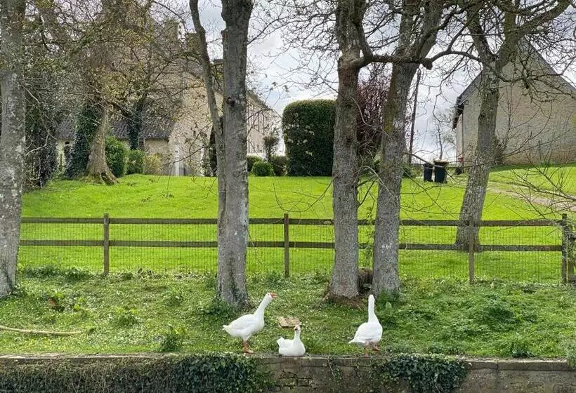 Aamiaismajoitus (B&B) Le Jardin Poulard
