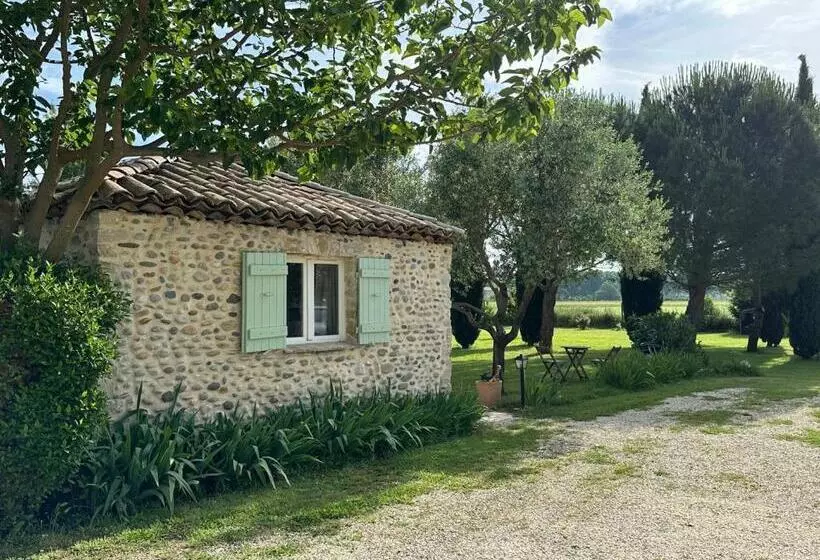 تختخواب و صبحانه Maisonnette Indépendante Au Calme Avec Un Grand Jardin