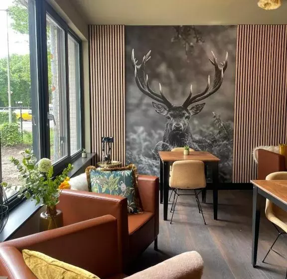 Aamiaismajoitus (B&B) The Lodge