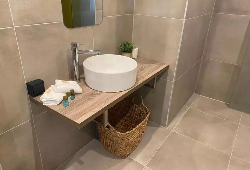 Aamiaismajoitus (B&B) The Lodge