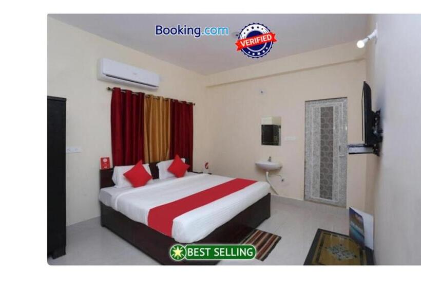 Goroomgo Hotel Moonlight Bhubaneswar Premium Quality Of Service Awarded