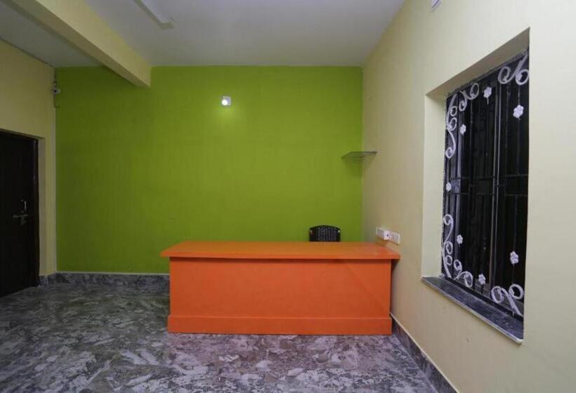 Goroomgo Hotel Moonlight Bhubaneswar Premium Quality Of Service Awarded