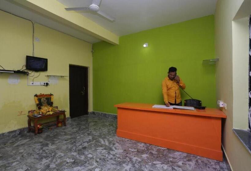 Goroomgo Hotel Moonlight Bhubaneswar Premium Quality Of Service Awarded