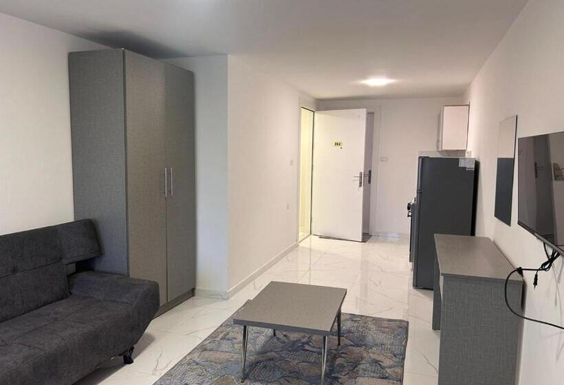 هتل کپسول The Castle View