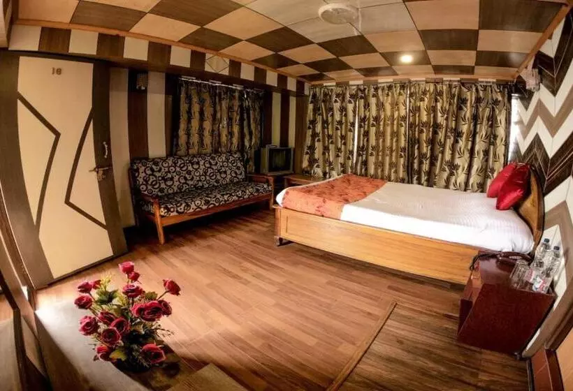 Hotelli Grg Broadway Anexy Darjeeling Near Chowk Bazar   Excellent Service Recommended & Couple Friendly