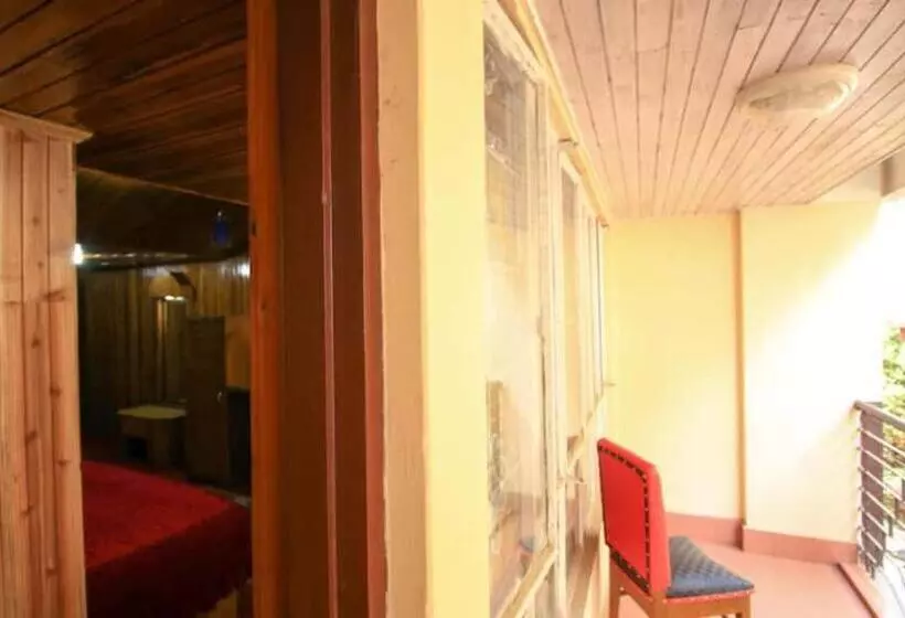 Hotelli Grg Broadway Anexy Darjeeling Near Chowk Bazar   Excellent Service Recommended & Couple Friendly