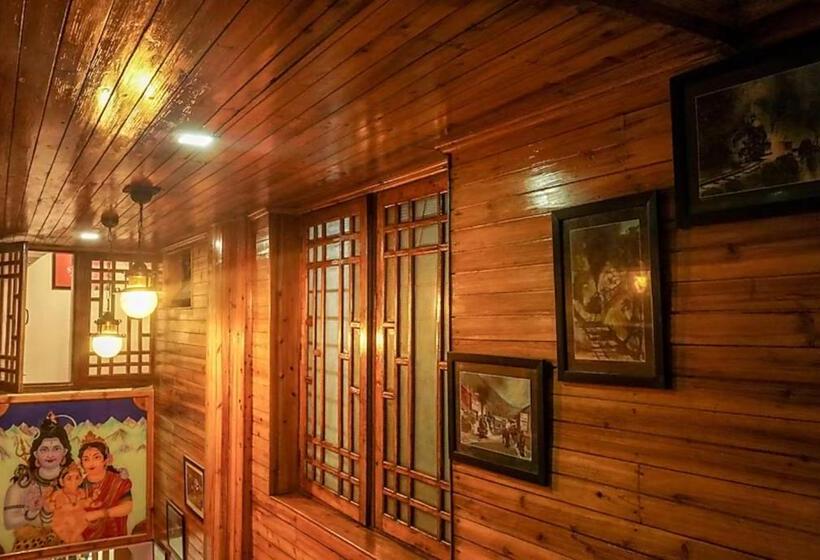 هتل Grg Broadway Anexy Darjeeling Near Chowk Bazar   Excellent Service Recommended & Couple Friendly