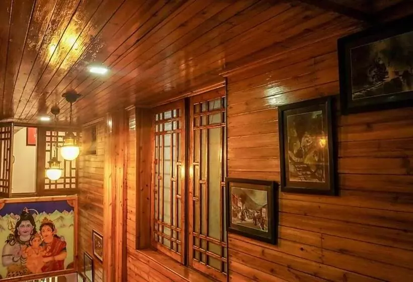 Hotelli Grg Broadway Anexy Darjeeling Near Chowk Bazar   Excellent Service Recommended & Couple Friendly