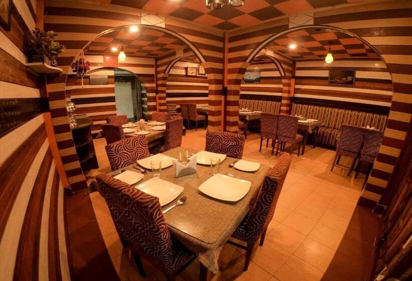 هتل Grg Broadway Anexy Darjeeling Near Chowk Bazar   Excellent Service Recommended & Couple Friendly